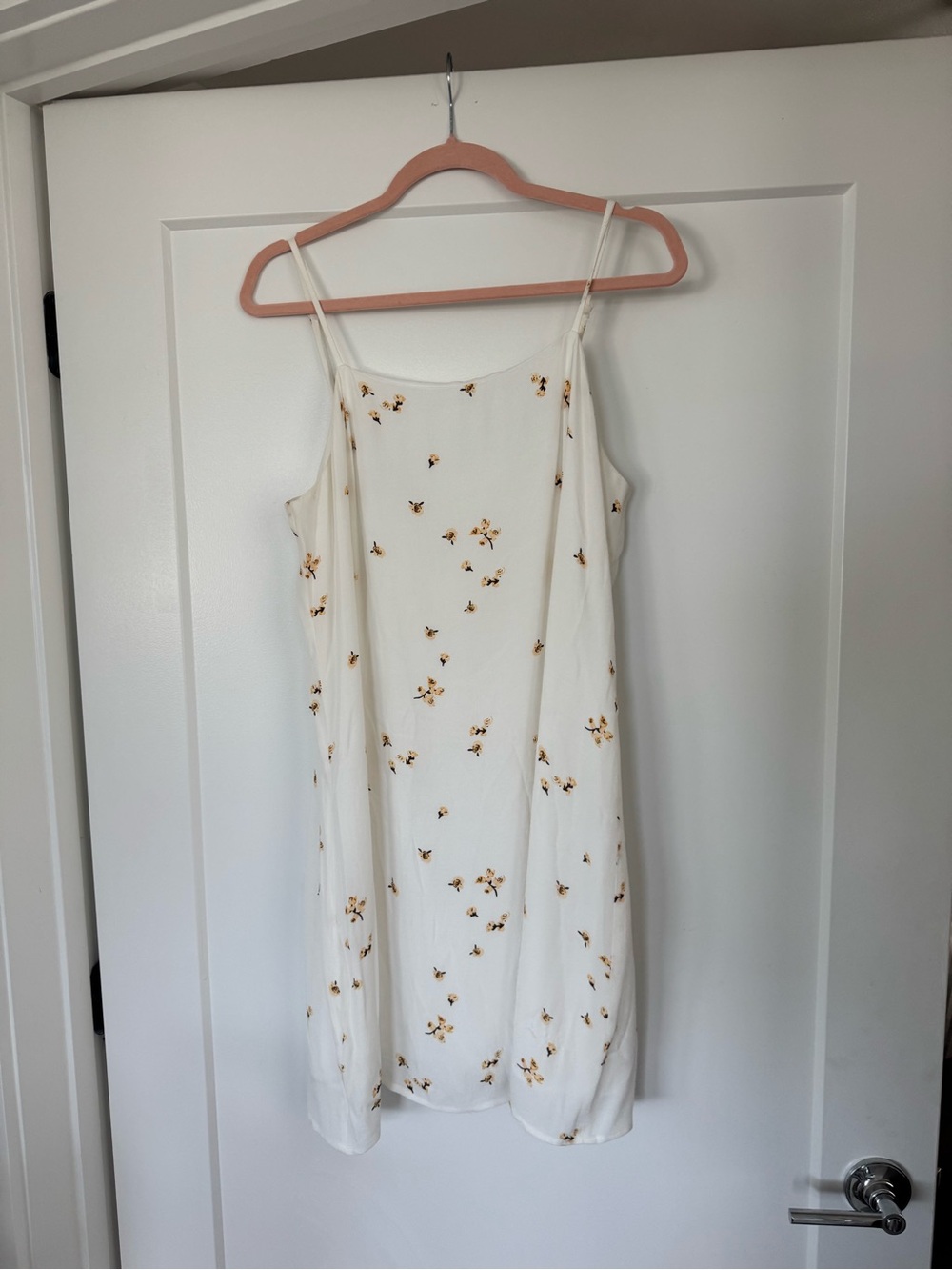Gentle Fawn Patricia White Yellow Rosette Sleeveless Shift Dress